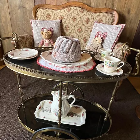 Le Romantique Apartment