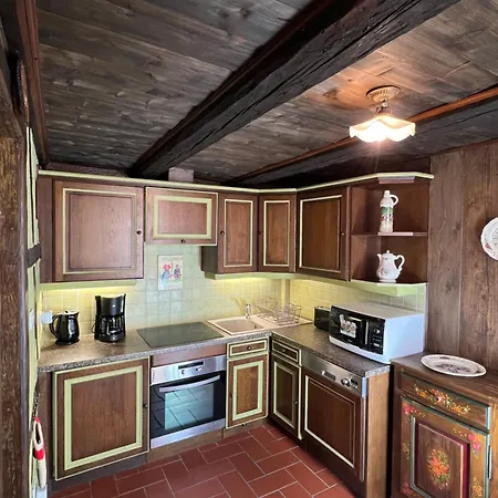 Le Romantique Apartment *